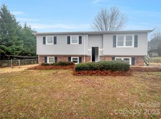 117 Bowman Rd, Statesville, NC 28625