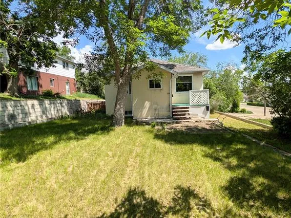 309 6th AVENUE NW, Swift Current, SK S9H 0X9