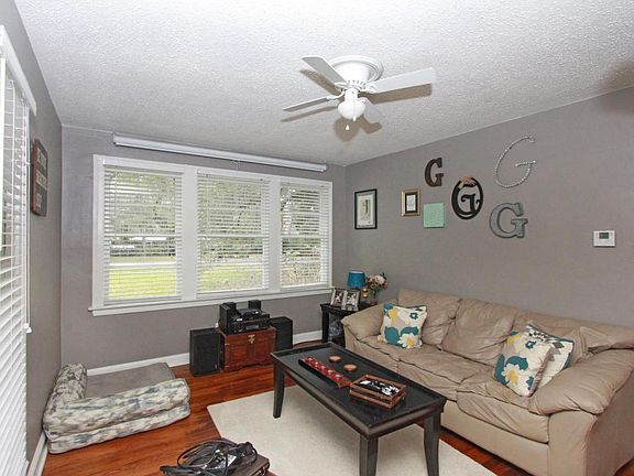 5th image of 593 Hurley St