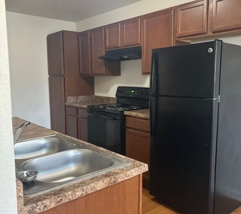 Kinway Apartments - TK