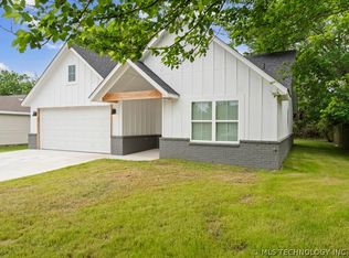 101 Zachary Dr, Grove, OK 74344