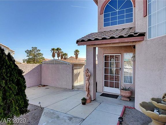 3rd image of 9401 Teton Wood Ave