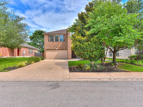 4th image of 4913 Woodstock Dr