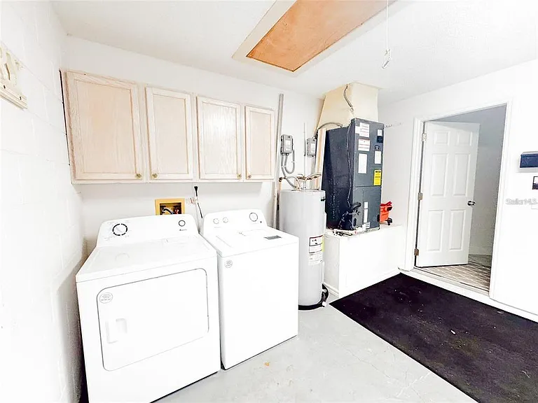 2474 Saint Augustine Blvd — Photo 19
