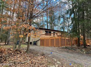 110 Bruin Rd, Lake Ariel, PA 18436