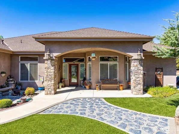 23461 Dart Dr, Tehachapi, CA 93561