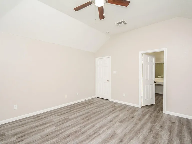 12202 Duane Ct — Photo 12