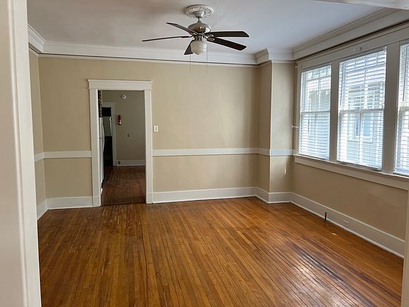 4th image of 1602 Broadway St