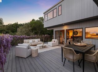 116 Tappan Ln, Orinda, CA 94563