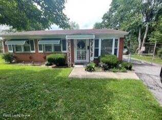 5400 Lagoona Dr, Louisville, KY 40213
