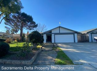 2808 Londonderry Dr, Sacramento, CA 95827