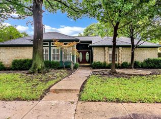 212 Simmons Dr, Coppell, TX 75019