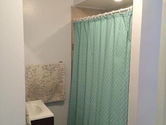 3rd image of 3030 S Princeton Ave APT 1F