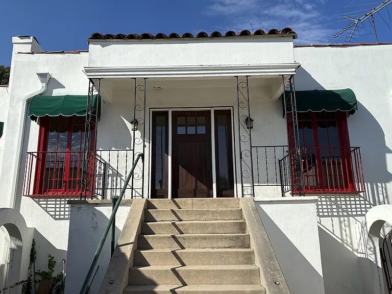 Effie St — Photo 1