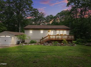 296 Lookout Point Rd, Canadensis, PA 18325