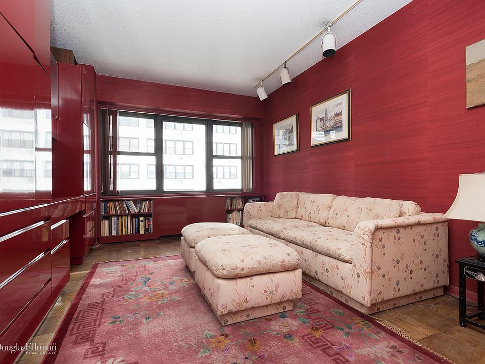 1st image of 560 3rd Ave #8E