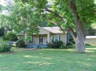 1075 Whites Gap Rd, Jacksonville, AL 36265