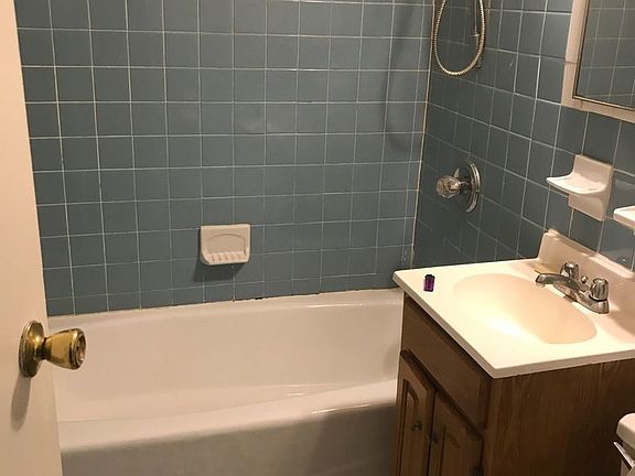 5th image of 2331 94th St APT 2A