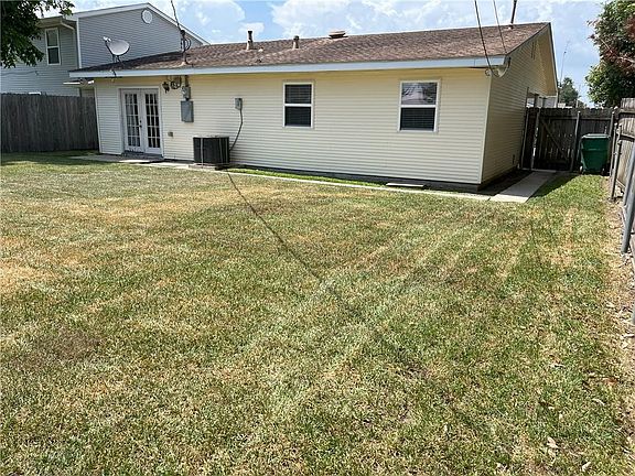3rd image of 4032 Cypress St