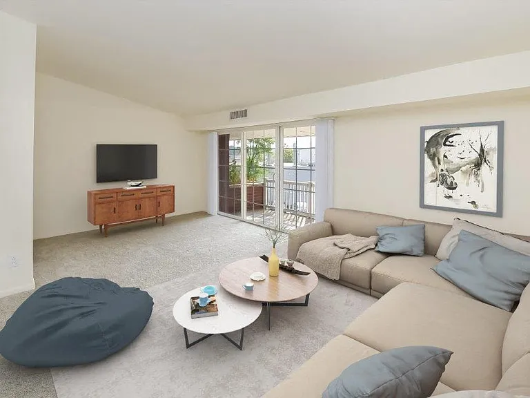 Strafford Station Apartment Homes — Photo 5