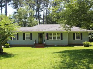 220 Country Club Dr, Forsyth, GA 31029