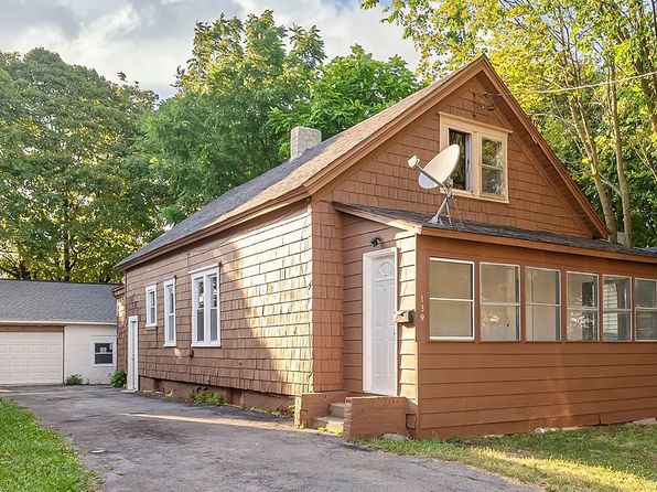 139 Delong Ave