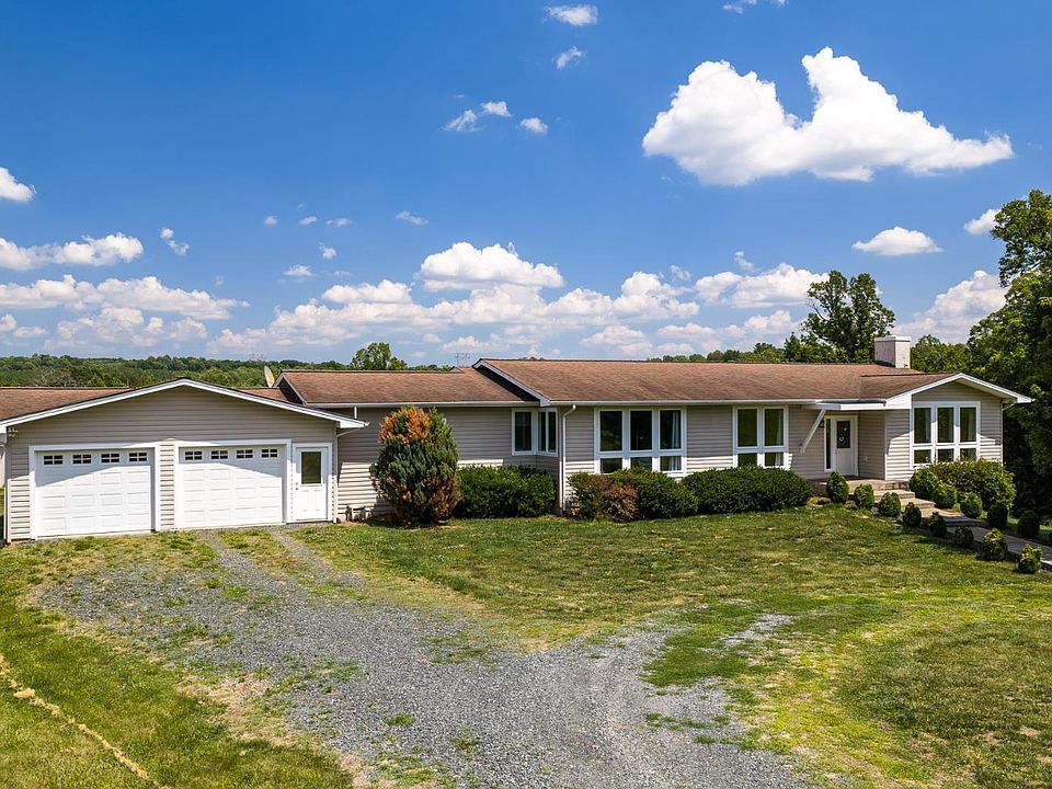 1st image of 459 Iron Ridge Ln