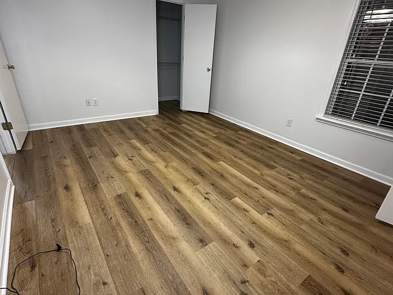 1002 Brighton Point — Photo 13