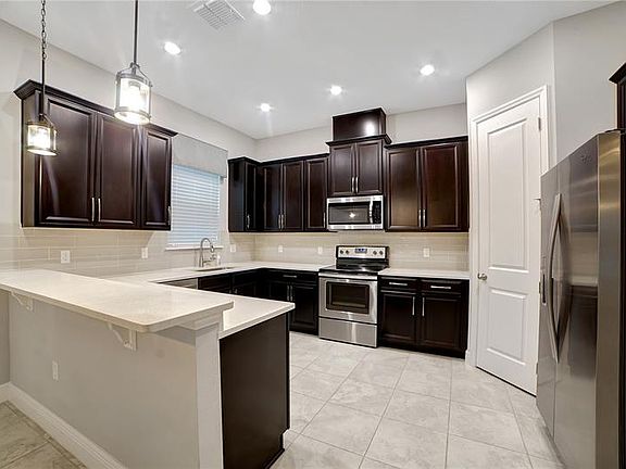 5th image of 14676 Seton Creek Blvd