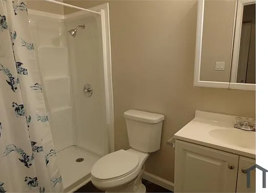 408 Palm Ave — Photo 8