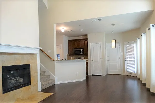 5547 Cecina Dr — Photo 5