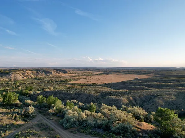 1242 Hwy 20 S, Basin, WY 82410