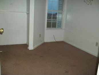 2nd image of 180 Wexford Dr E