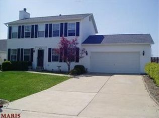 2633 Black Cherry Dr, O'Fallon, MO 63368
