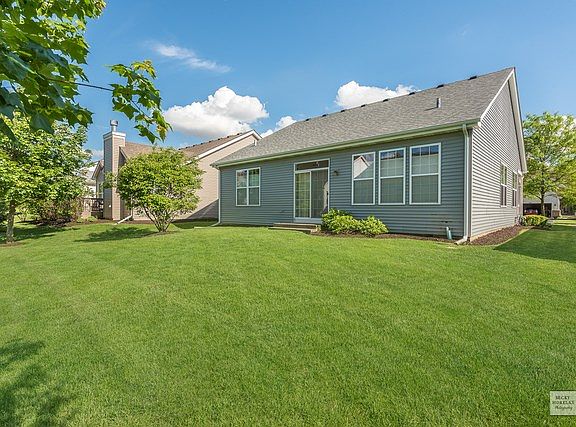 3rd image of 2138 Highbury Ln
