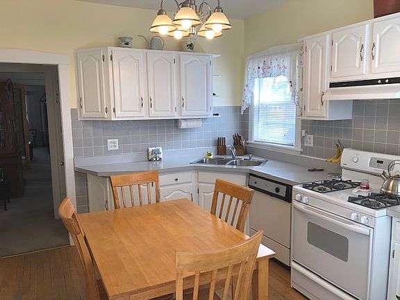 5th image of 6101 W Berenice Ave