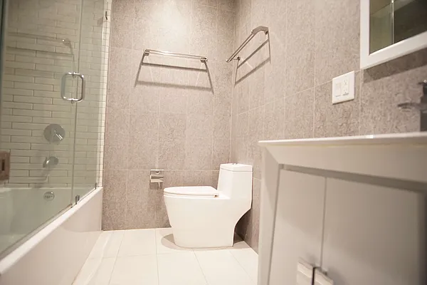 Rented by Lofts and Flats LLC | media 14