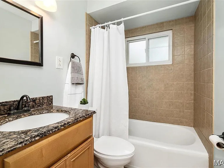 9731 Twincrest Dr — Photo 12