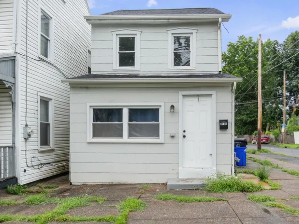 1926 Forster St, Harrisburg, PA 17103