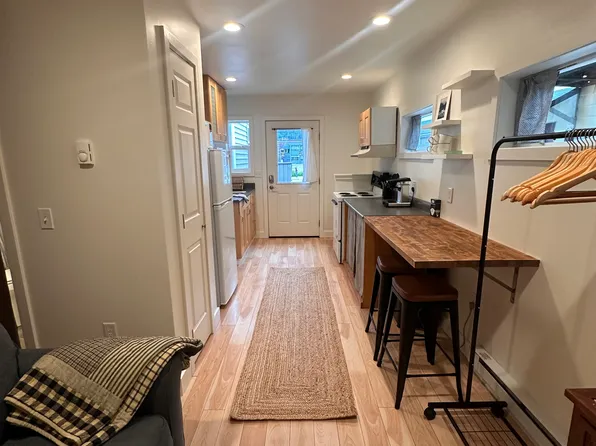 1624 Glacier Ave #B, Juneau, AK 99801