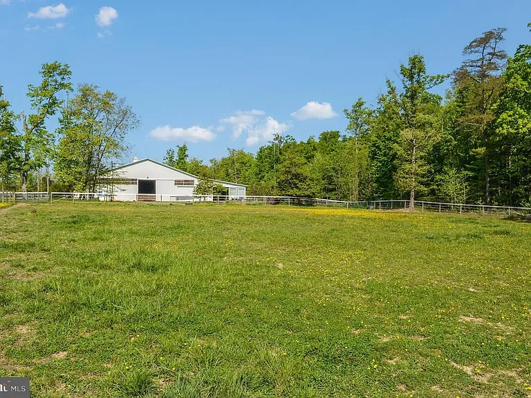 15104 Gardner Rd — Photo 26