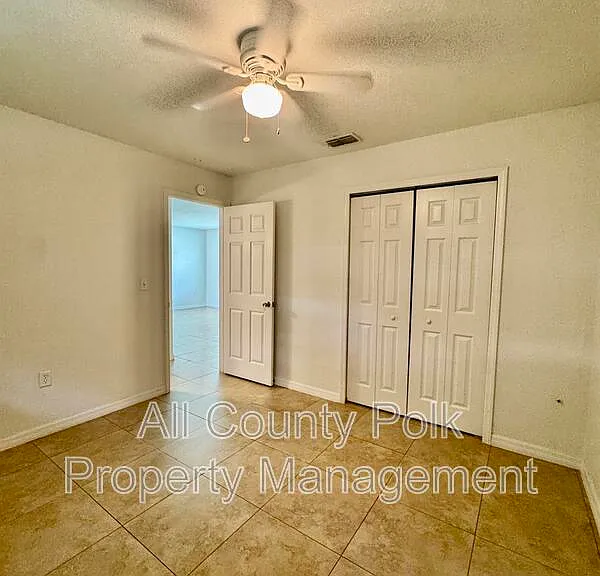 2415 S Crystal Lake Dr — Photo 8