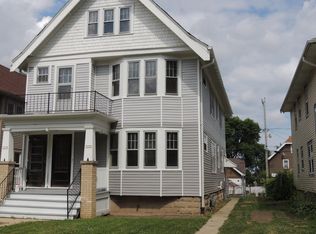 3776 N 10th St, Milwaukee, WI 53206
