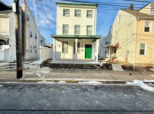 536 Swain St, Bristol, PA