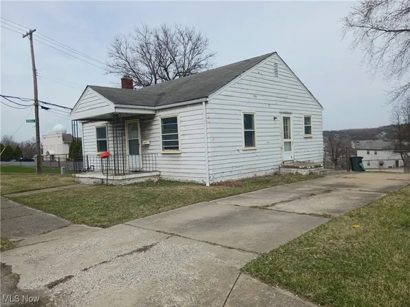 1710 Homewood Ave, Youngstown, OH 44502