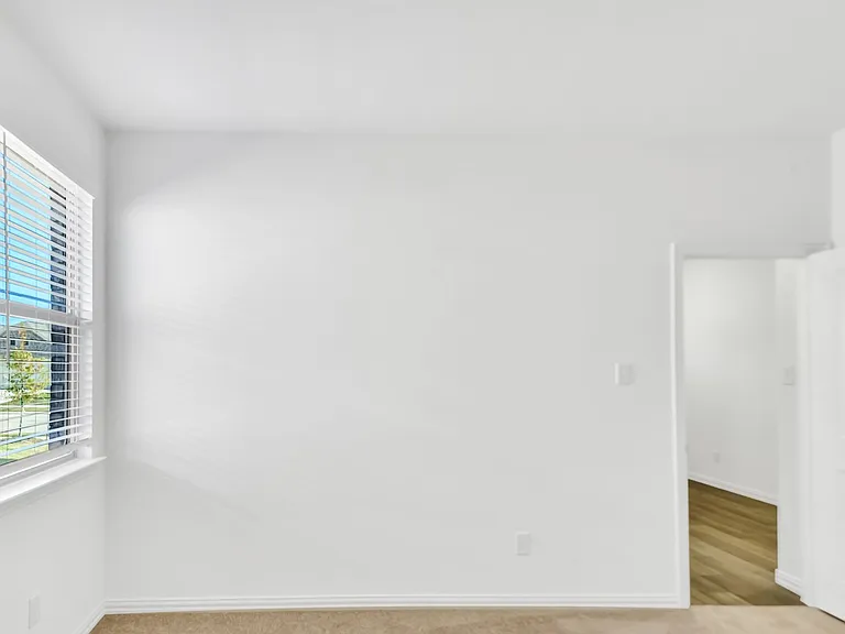 5126 Penrose Dr — Photo 9