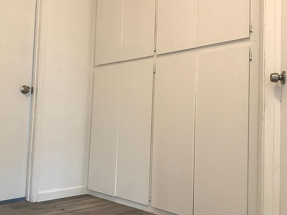 3rd image of 3127 Santa Cruz Way