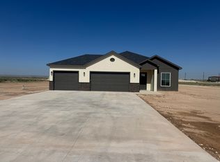 8317 Road Runner Rdg, Carlsbad, NM 88220