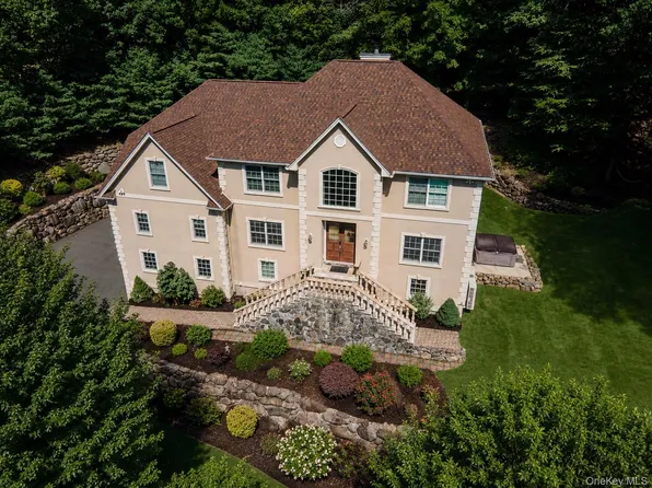 144 Call Hollow Rd, Pomona, NY 10970