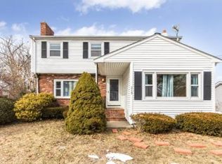 215 Menlo St, Brockton, MA 02301